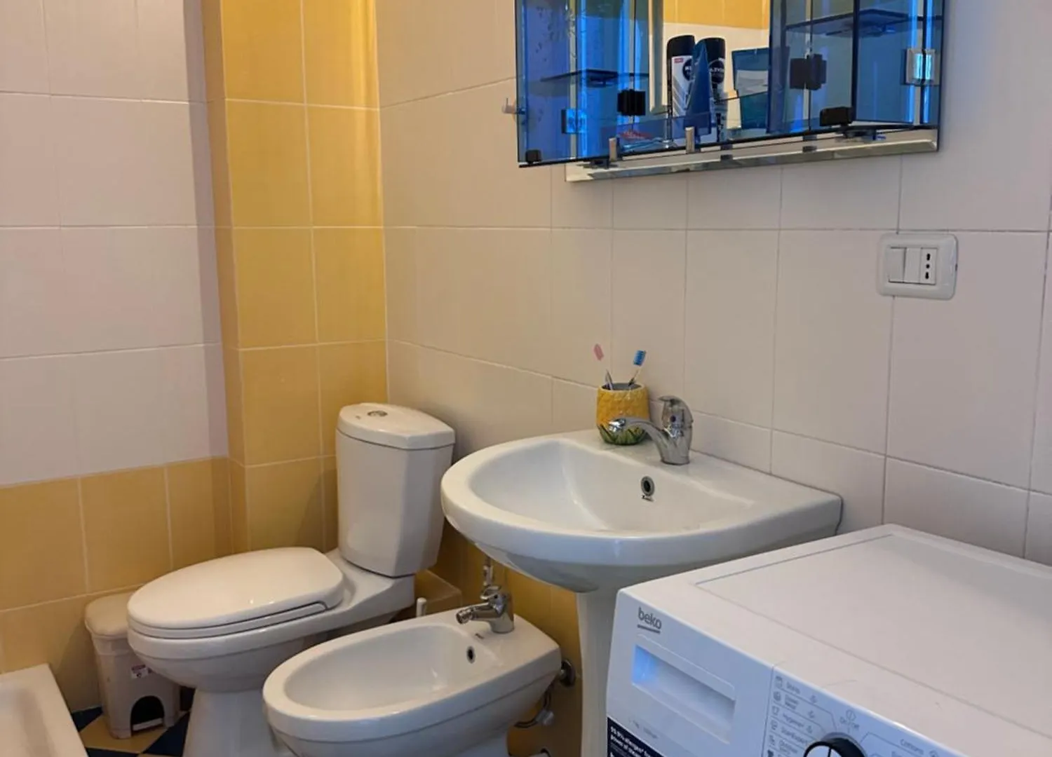 Vespa Apartment סרנדה אלבניה